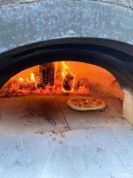 Mobilná pec na pizzu na drevo